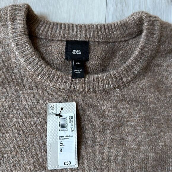 River Island Soft Touch Crew Neck‎ Sweater Stone (Light Brown) XL Nwt - Picture 6 of 6
